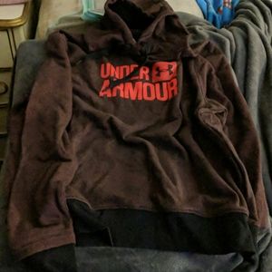 Under armour sweatshirt size 2xl